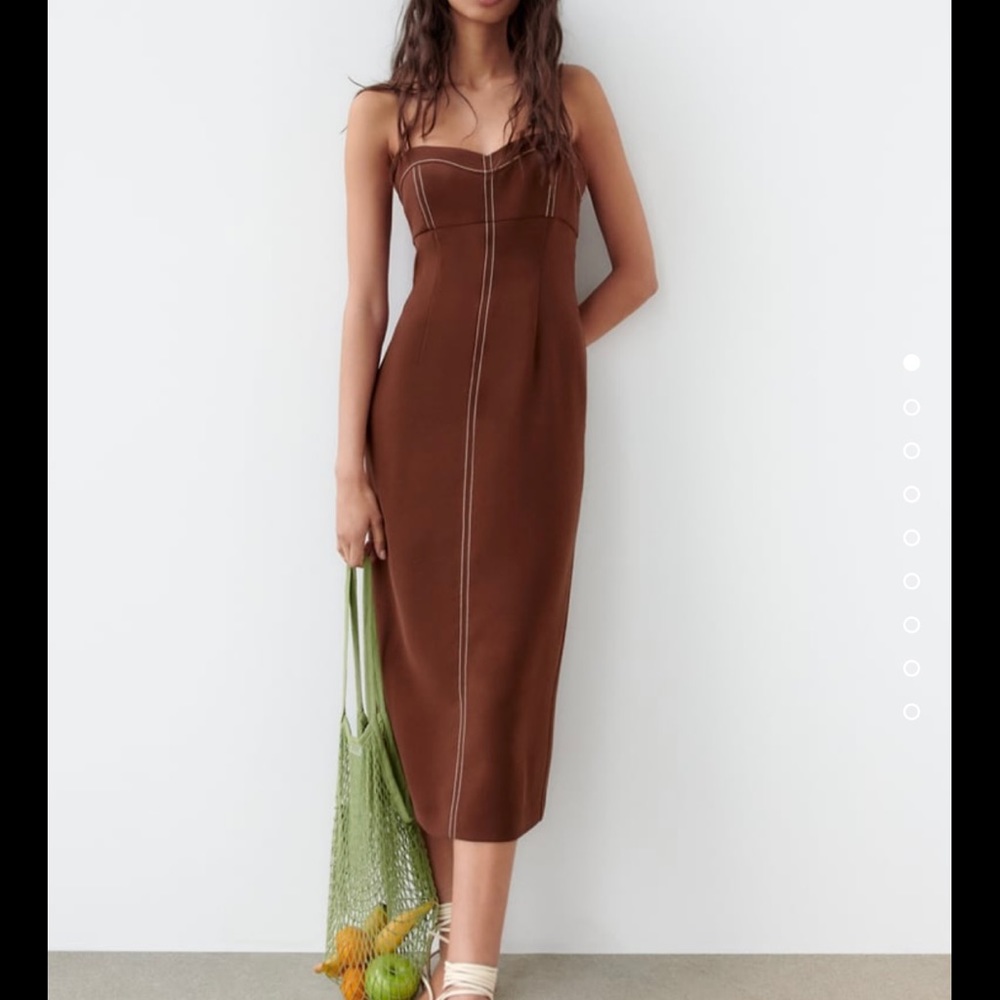 CONTRAST TOPSTITCHED TUBE DRESS